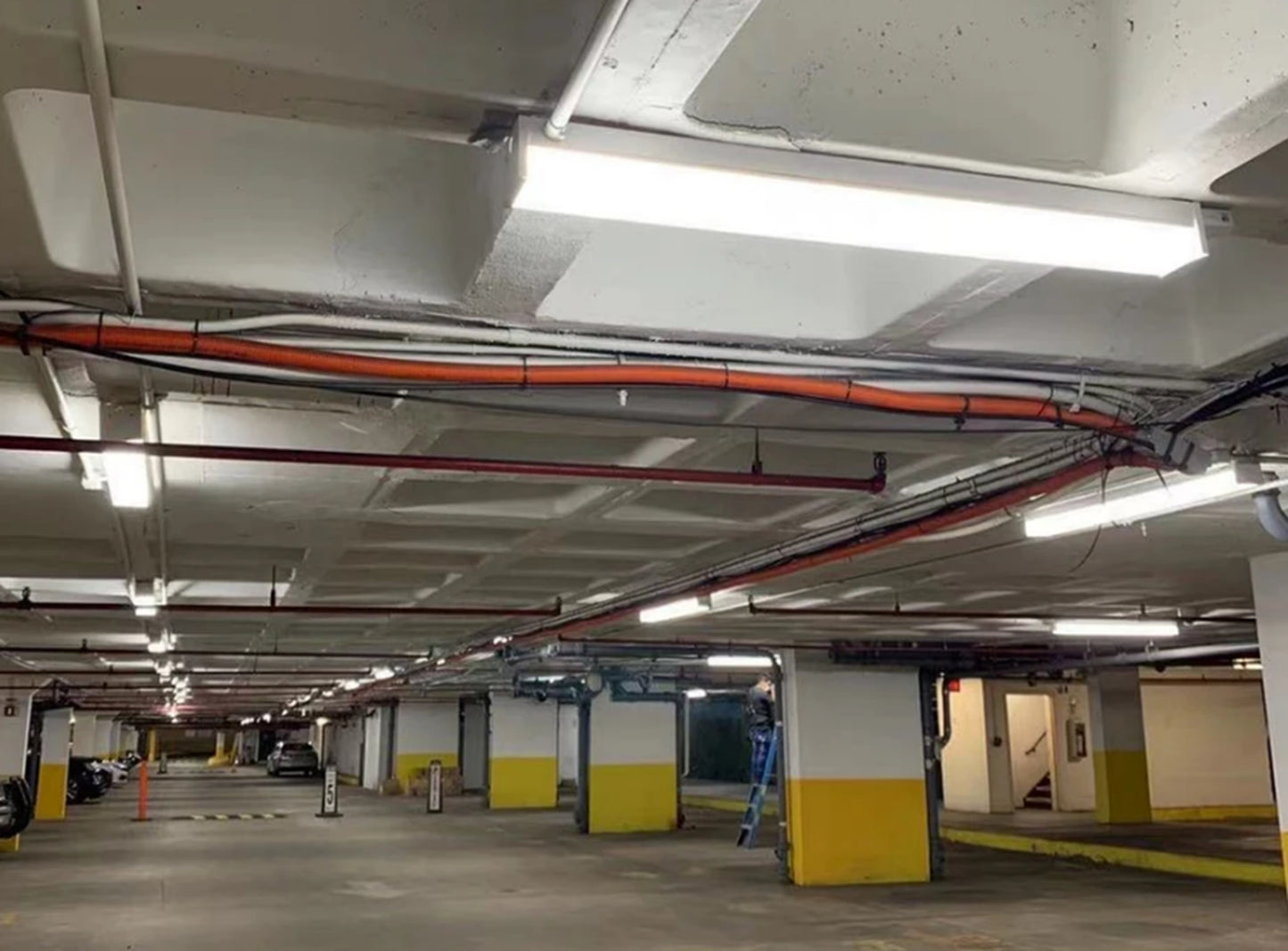 LW139 Series - LED Linear Wrap (Ideal for Stairwells/Warehouses/Schools/Institutions)