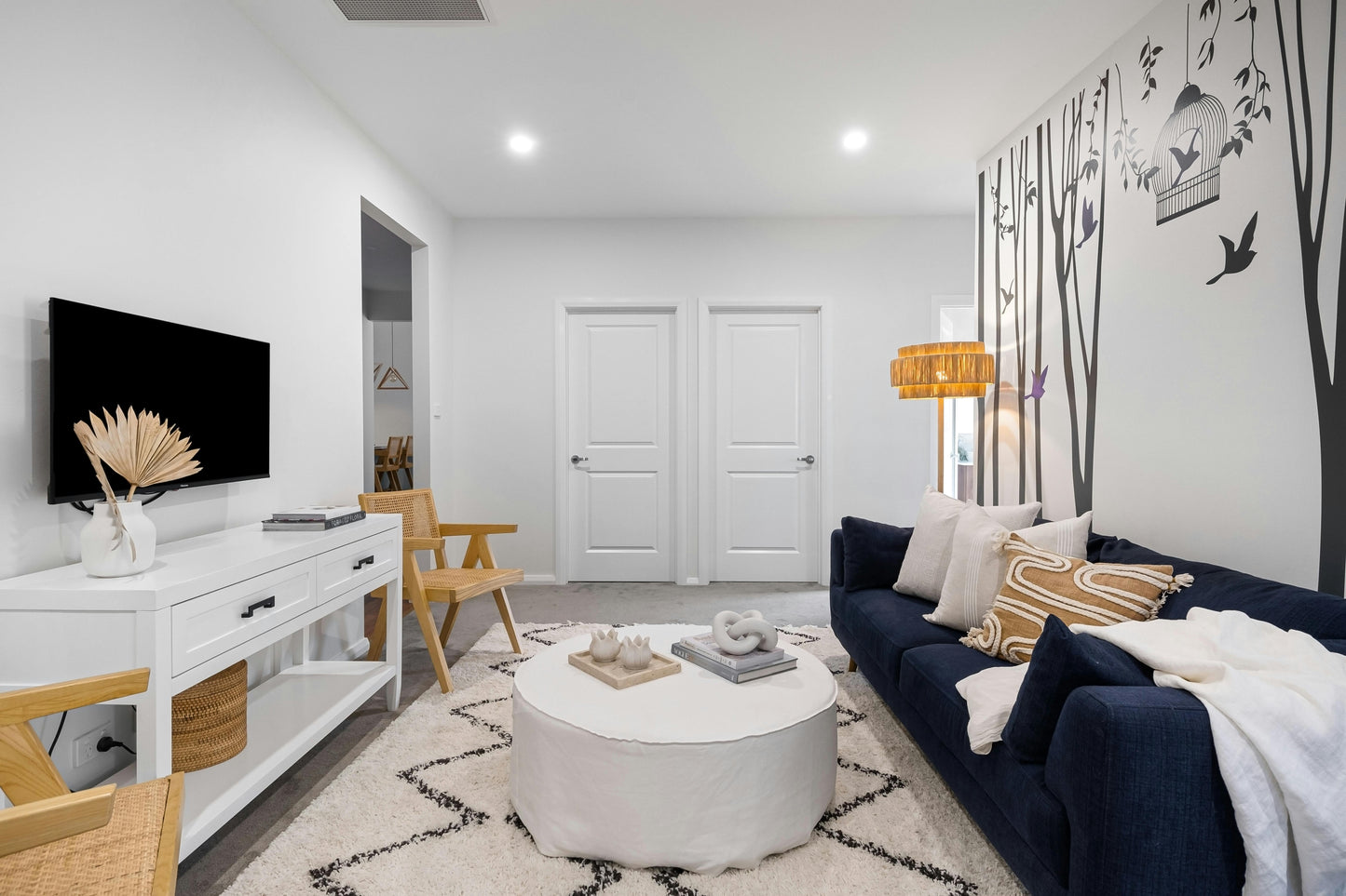 Round shape slim LED baffle recessed downlight 5CCT IC-rated canless ceiling light installed in modern living room, CRI 90+, Energy Star certified